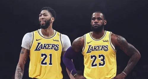  巴特勒三双热火击退尼克斯  